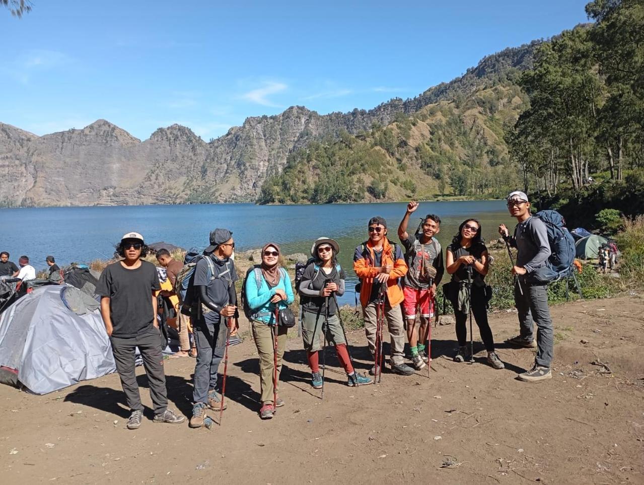 Tatasya Homestay Senaru Exteriér fotografie