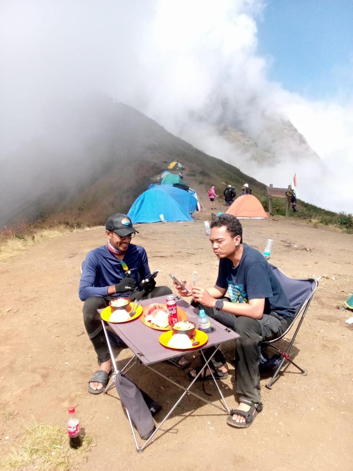 Tatasya Homestay Senaru Exteriér fotografie